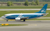 UR-DND @ VIE - Dniproavia Boeing 737-5L9 - by Joker767