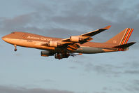 HL7420 @ VIE - Asiana Airlines Boeing 747-400 - by Thomas Ramgraber-VAP