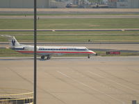 N375SK @ KSTL - HEADING TOWARD RUNWAY