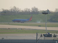 N633SW @ KSTL - JUS LANDED - by Gary Schenaman