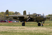 N7947C @ 42VA - 1944 North American B-25J Wild Cargo taxiing for takeoff on RWY 29.