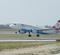 OE-LBQ @ LOWW - Austrian Airlines