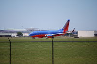 N701GS @ HOU - N701GS holding short rwy 30L at KHOU - by AJ Heiser