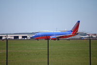 N406WN @ HOU - N406WN holding short rwy 30L at KHOU - by AJ Heiser