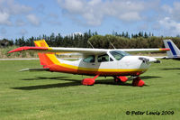 ZK-DWU @ NZPI - Skys Un Ltd., Auckland - by Peter Lewis