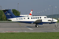D-IKOB @ VIE - Jet Executive International Beech 200 King Air - by Thomas Ramgraber-VAP