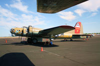 N93012 @ KGEU - B17