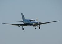 N6074J @ DTN - Landing on 14 at the Shreveport Downtown airport.