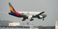 HL7755 @ EDDF - Asian Airlines