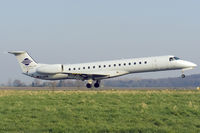 D-ACIR @ EDDR - Cirrus ERJ-145 - by FBE