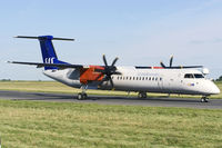 OY-KCD @ ELLX - SAS Q400 taxiing to the holding point - by FBE