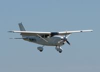 N66031 @ DTN - Landing on 14 at the Shreveport Downtown airport. - by paulp