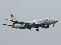 OE-LAX @ VIE - Austrian 767 without Winglets approaching VIE - by P. Radosta - www.austrianwings.info