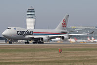 LX-FCV @ LOWW - Cargolux 747-400