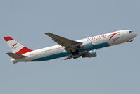 OE-LAZ @ LOWW - Austrian Airlines 767-300 - by Andy Graf-VAP
