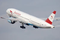 OE-LPB @ LOWW - Austrian Airlines 777-200 - by Andy Graf-VAP