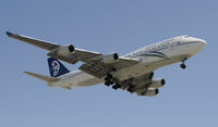 ZK-NBV @ KLAX - Landing 24R at LAX - by Todd Royer