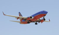 N256WN @ KLAX - Landing 24R at LAX - by Todd Royer