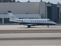 N707SG @ KSMO - N707SG taxiing - by Torsten Hoff