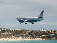 N403UA @ TNCM - Landing 10