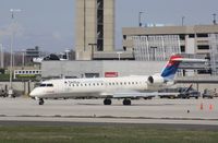 N642CA @ KMKE - CL-600-2C10