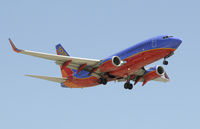 N728SW @ KLAX - Landing 24R at LAX - by Todd Royer
