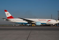 OE-LPC @ VIE - Austrian Airlines Boeing 777-200 - by Yakfreak - VAP