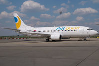 EI-DNS @ LHBP - Air Union Boeing 737-300