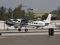N688RT @ KSMO - N688RT arriving on RWY 21 - by Torsten Hoff