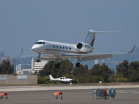 N475QS @ KSMO - N475QS arriving on RWY 21 - by Torsten Hoff