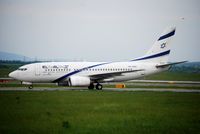 4X-EKE @ LOWW - EL AL Boeing 737-700 after landing on RNW 16 of Vienna International Airport