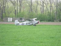 N3033E @ D52 - Taxing to the runway. - by Terry L. Swann