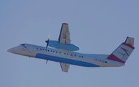 OE-LTH @ EDDP - The daily shuttle to Vienna - by Holger Zengler