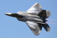 05-4094 @ LFI - Major Dave Zeke Skalicky, the USAF F-22A Raptor Demonstration Team Commander and Pilot based here at Langley AFB, making a nice pass during Friday's practice show at Airpower Over Hampton Roads 2009.