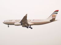 A6-EYD @ EBBR - Short final rwy 25L