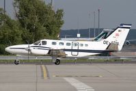 OE-FUN @ LOWW - Cessna 421