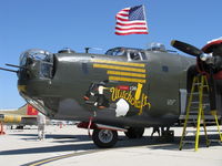 N224J @ CMA - 1944 Consolidated B-24J LIBERATOR 'Witchcraft', four turbocharged Pratt & Whitney R-1830-65 Twin Wasp 1,200 Hp each, Experimental/Exhibition class - by Doug Robertson