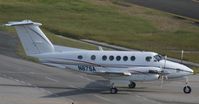 N87SA @ TNCM - taxing runway 10