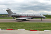 OE-HVJ @ EGGW - Austrian Challenger 300 of Vistajet at Luton - by Terry Fletcher