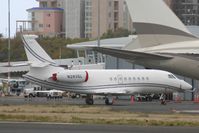 N283SL @ TNCM - park at the  tncm ramp