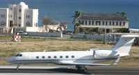 OE-IRG @ TNCM - taking off