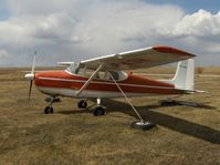 CF-KGH @ CFV2 - Tied Down in the wind