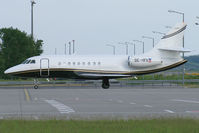 OE-HFA @ VIE - Business Express Dassault Falcon 2000 - by Thomas Ramgraber-VAP