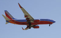 N407WN @ KLAX - Landing 24R at LAX - by Todd Royer