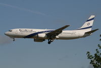 4X-EKI @ EBBR - flight LY331 is descending to rwy 25L