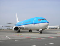 PH-BDR @ EHAM - Ex KLM, ready for sale , SPL-East - by Henk Geerlings