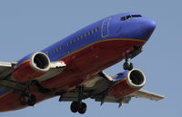 N520SW @ KLAX - Landing 24R at LAX - by Todd Royer