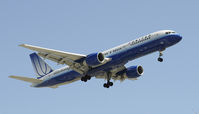 N552UA @ KLAX - Landing 24R at LAX - by Todd Royer