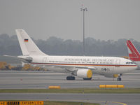10 21 @ VIE - A 310-300 of the  - by P. Radosta - www.austrianwings.info