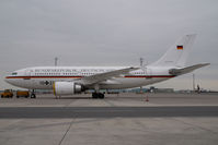 10 21 @ VIE - German Air Force Airbus 310